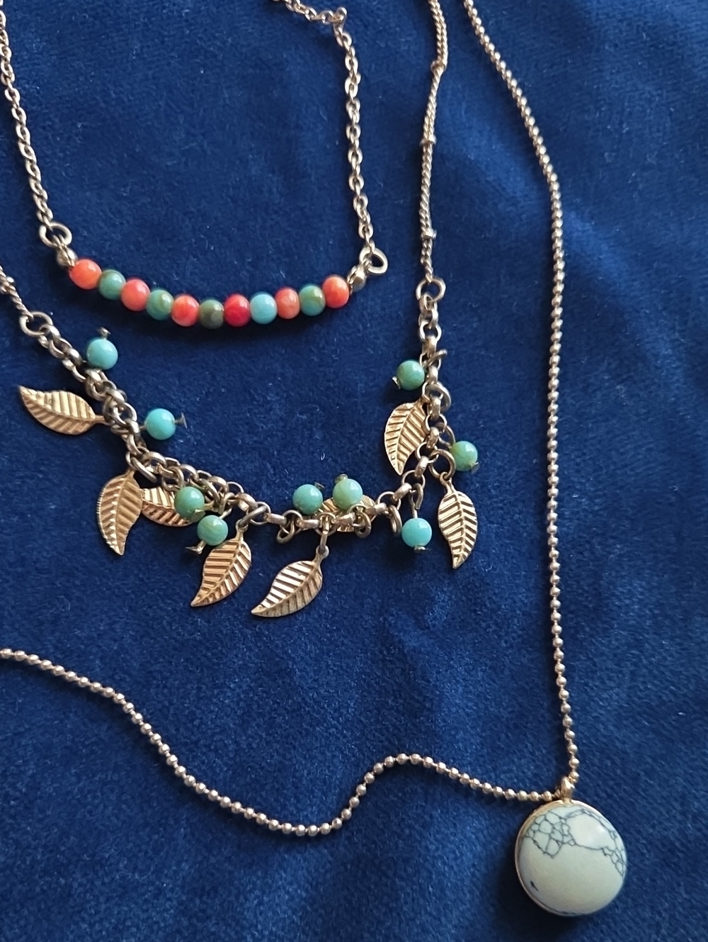 Boho Chic Layered Leaf Charm Necklace Faux Turquoise Bead Multi Tier 12" 14"